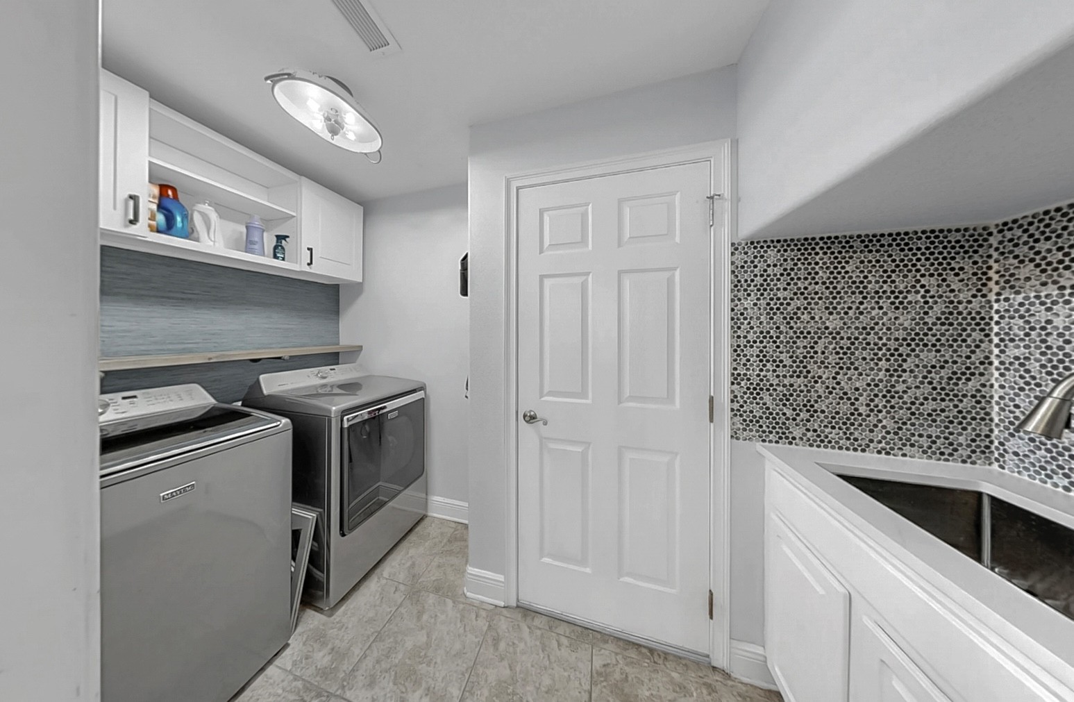 Apollo Beach, Florida, 33572, United States, 4 Bedrooms Bedrooms, ,4 BathroomsBathrooms,Residential,For Sale,1974202