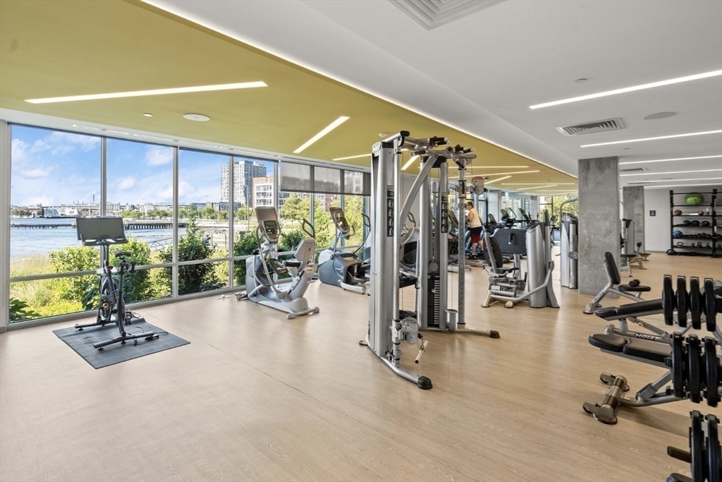 Boston, Massachusetts, 02128, United States, 2 Bedrooms Bedrooms, ,2 BathroomsBathrooms,Residential,For Sale,1787695