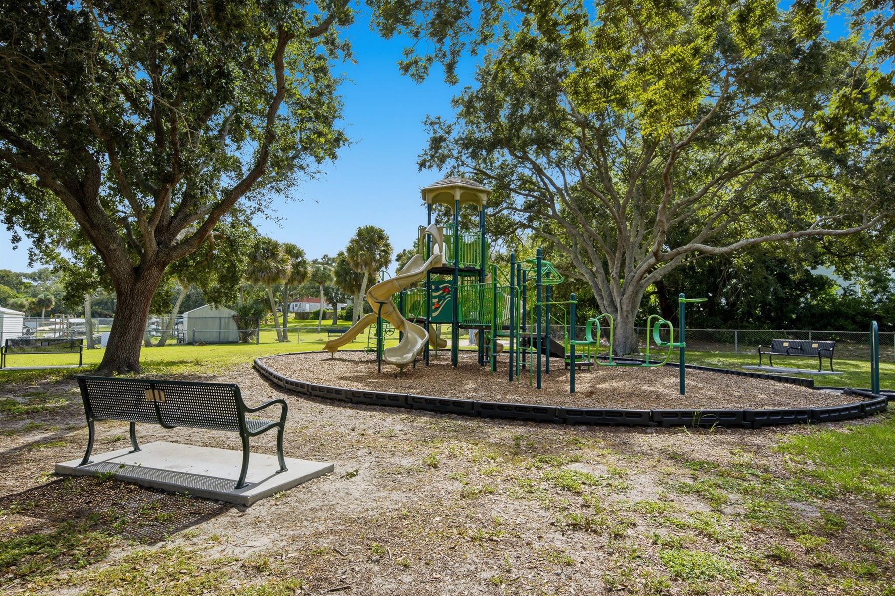  446 Coral Drive, Melbourne, FL, 32935 - 物件實景