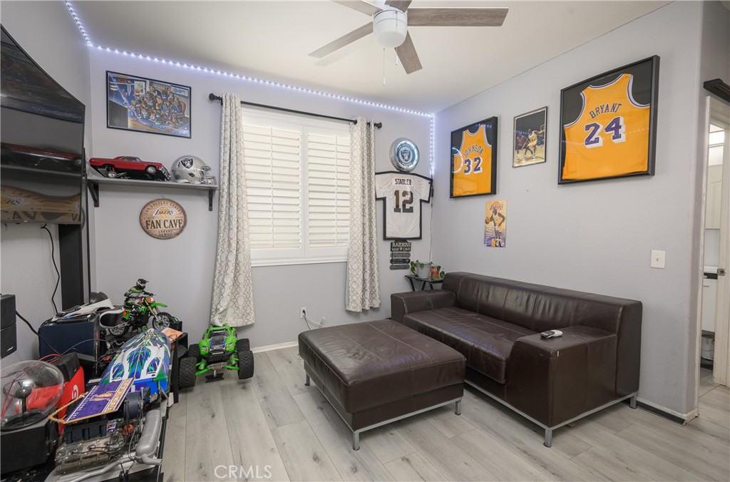 Wildomar, California, 92595, United States, 5 Bedrooms Bedrooms, ,4 BathroomsBathrooms,Residential,For Sale,2016892