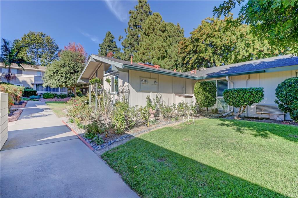 Laguna Woods, California, CA, United States, 2 Bedrooms Bedrooms, ,Residential,For Sale,2006488