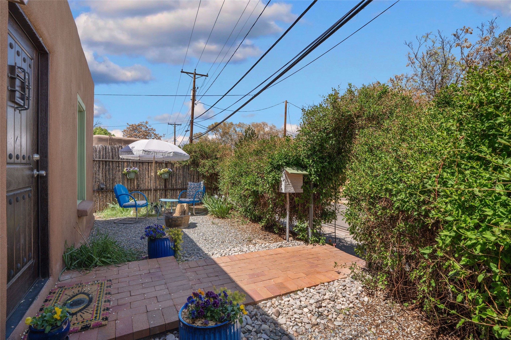  122 W. Buena Vista - 物件實景