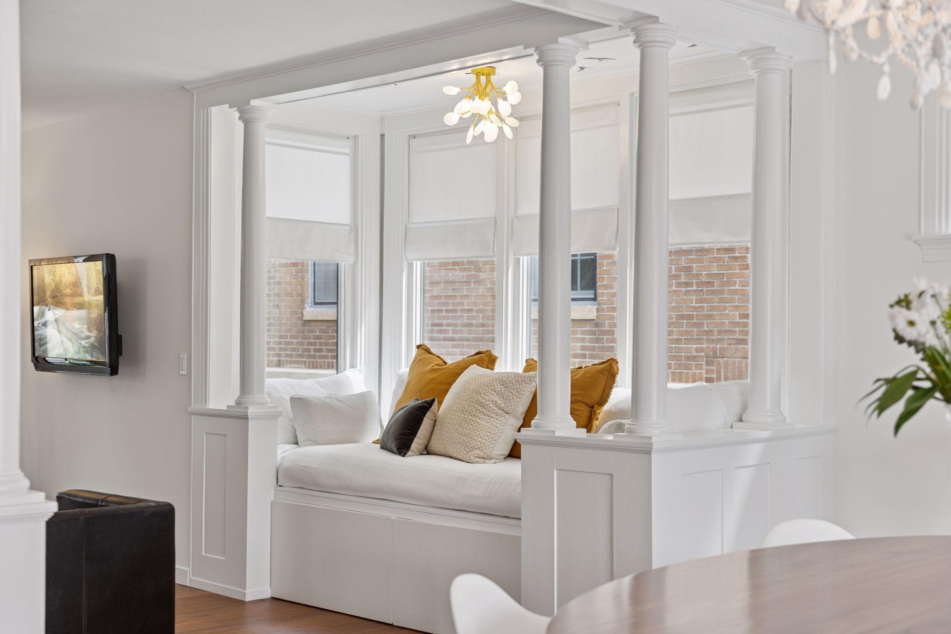 Minneapolis, Minnesota, 55408, United States, 4 Bedrooms Bedrooms, ,3 BathroomsBathrooms,Residential,For Sale,1938866