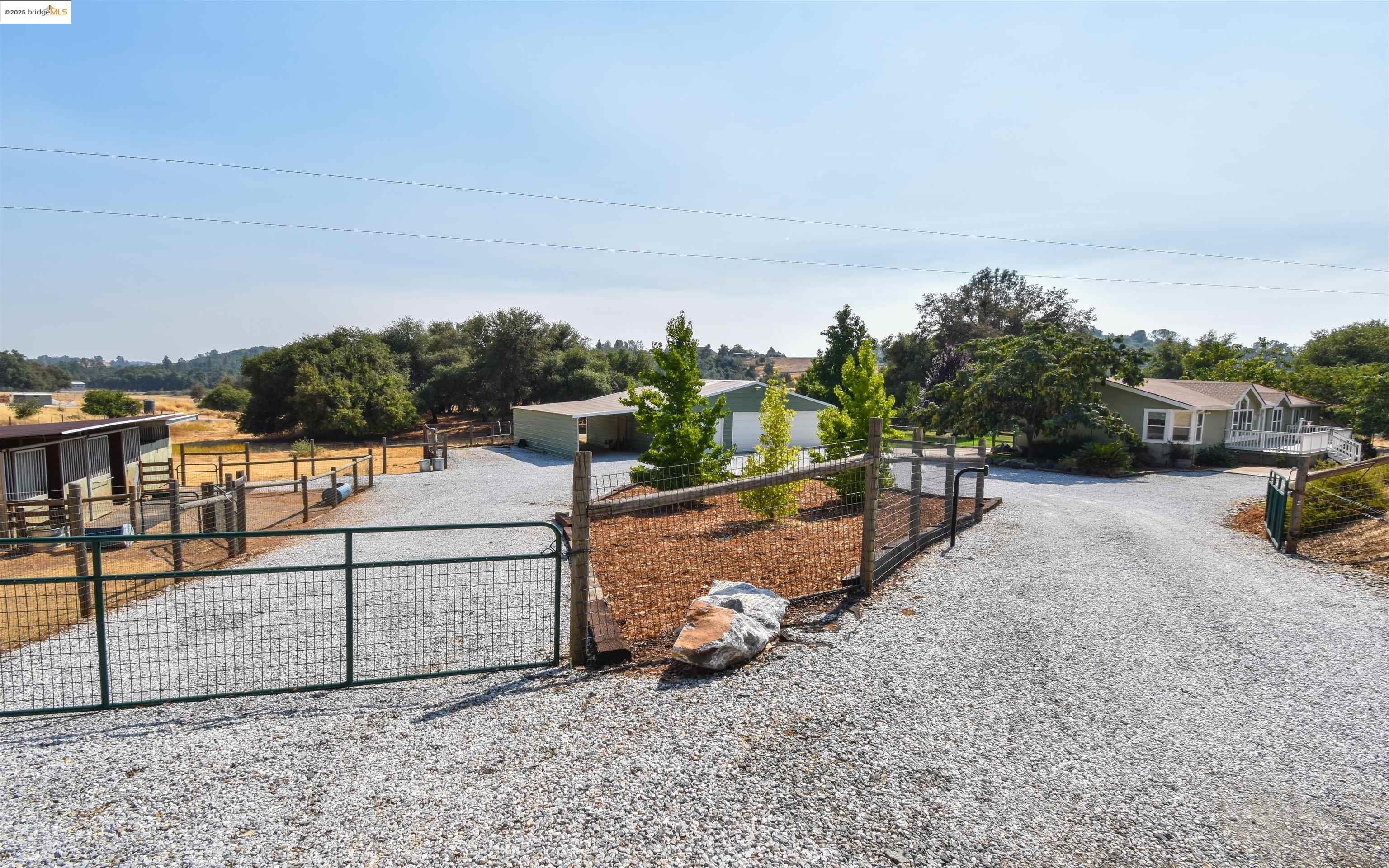 Columbia, California, 95310, United States, 3 Bedrooms Bedrooms, ,2 BathroomsBathrooms,Residential,For Sale,1941658