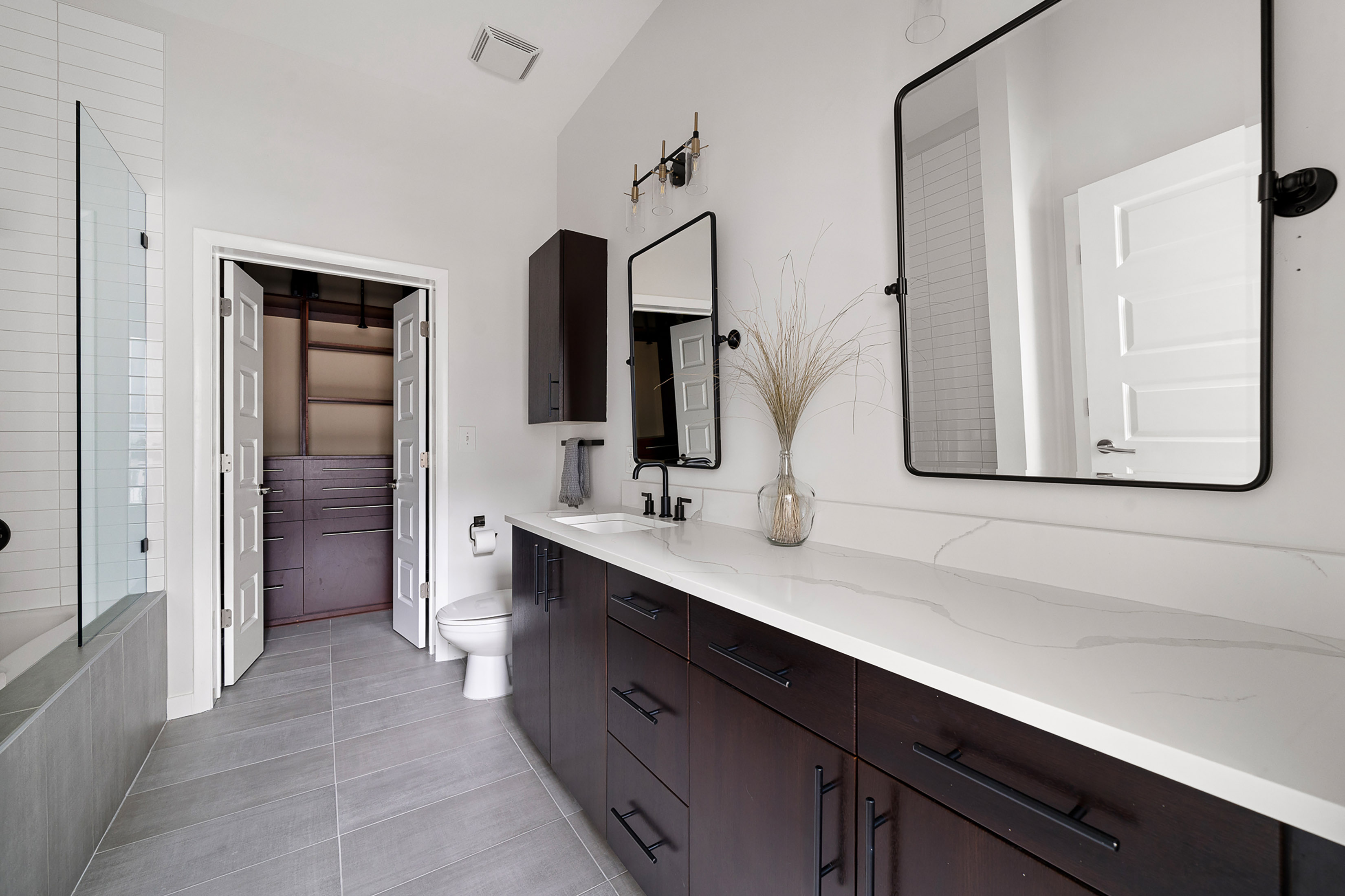  Exceptional Two Bedroom Residence at the Iconic 1010 Midtown - 物件實景