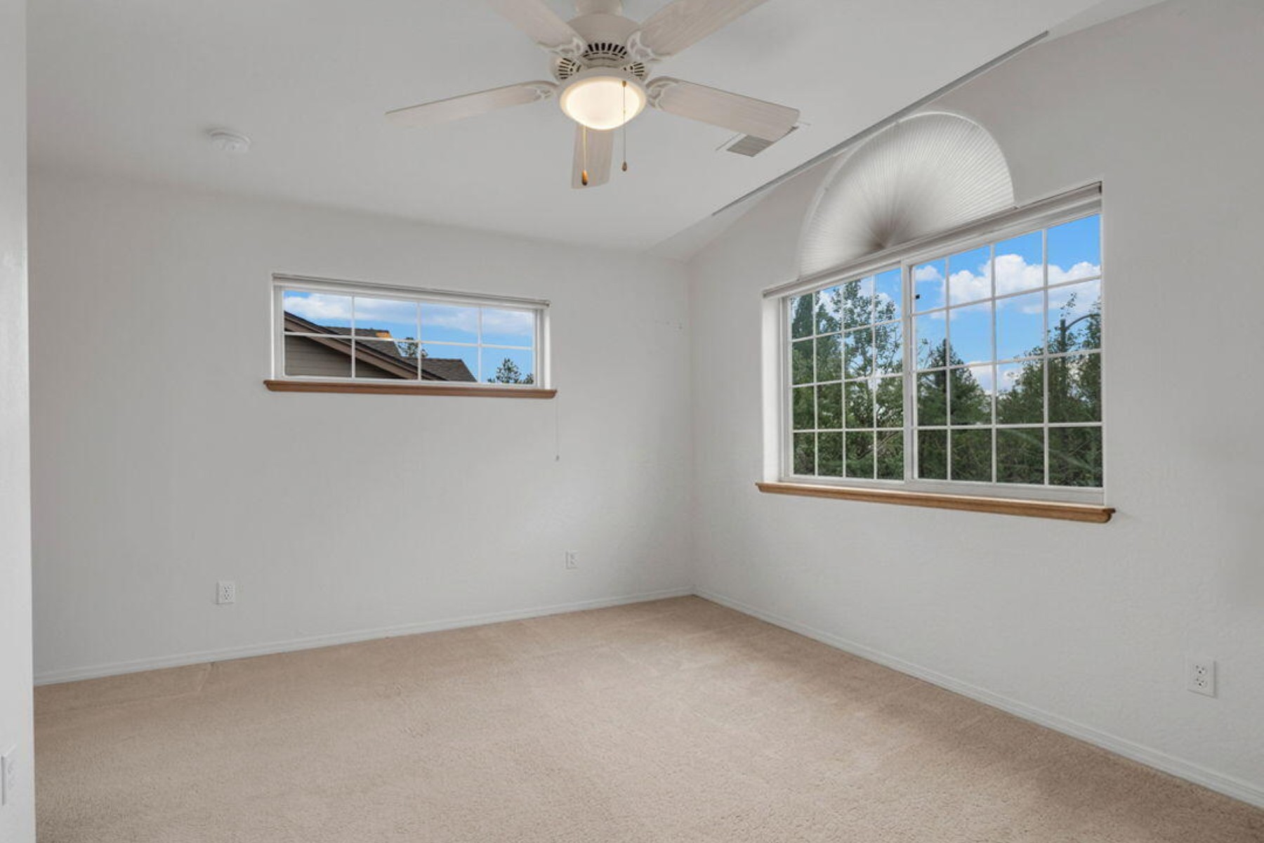  126 W Juniper Avenue¦Flagstaff, AZ - 物件實景
