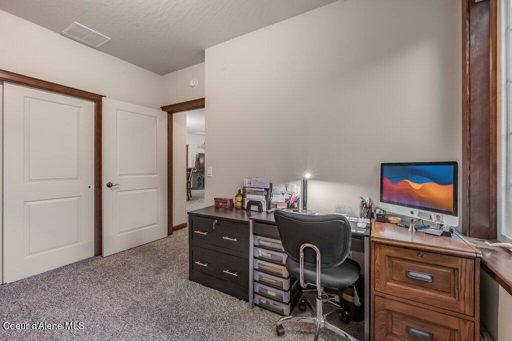 Coeur D'alene, Idaho, 83814, United States, 2 Bedrooms Bedrooms, ,Residential,For Sale,1998206