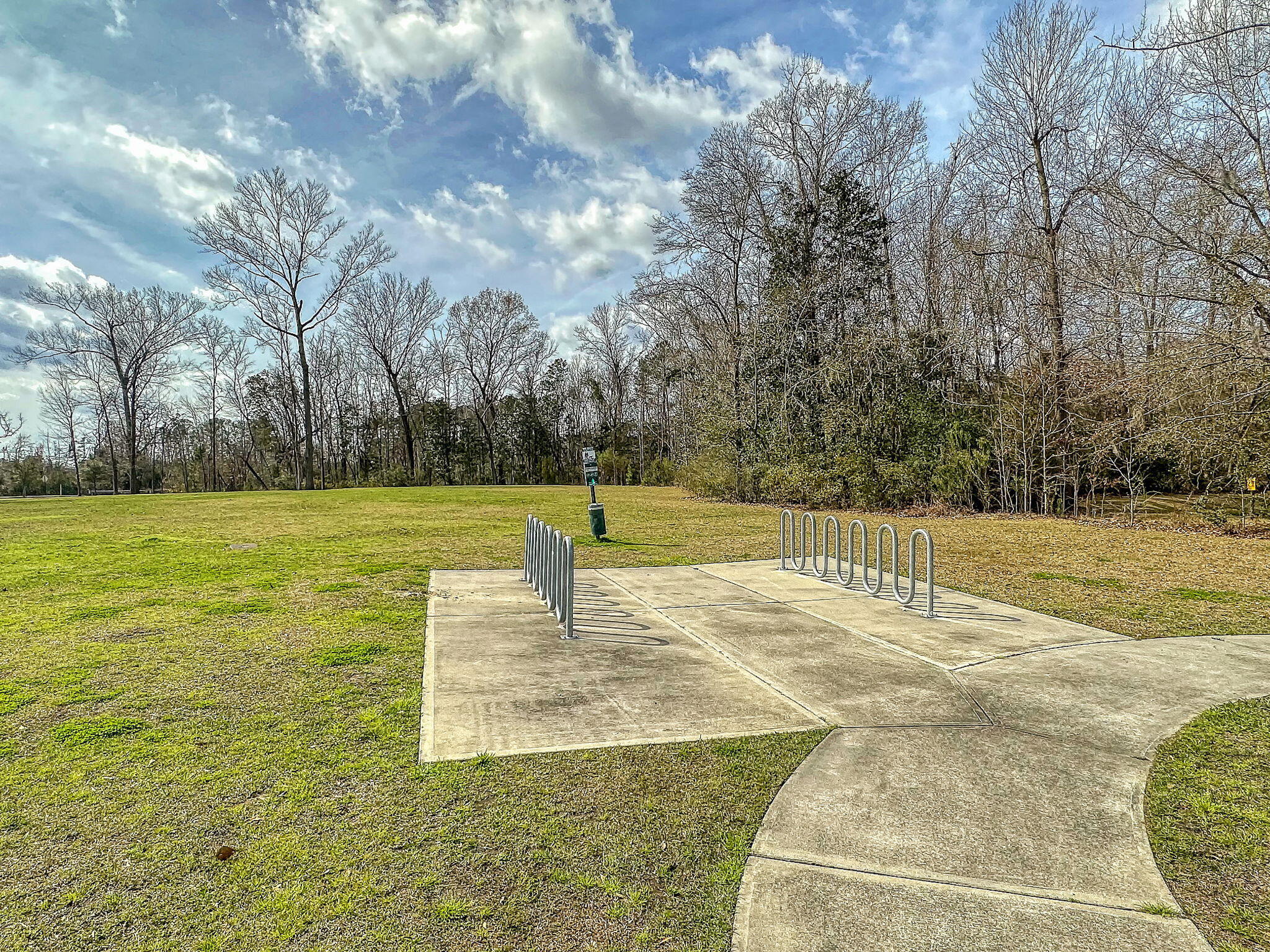 Charleston, South Carolina, 29414, United States, 4 Bedrooms Bedrooms, ,3 BathroomsBathrooms,Residential,For Sale,1979089