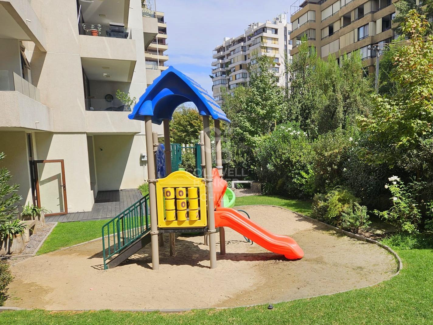 Las Condes, Chile, 3 Bedrooms Bedrooms, ,3 BathroomsBathrooms,Residential,For Sale,1919645