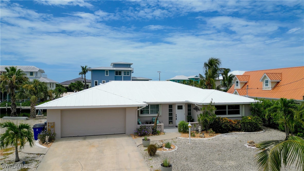 St James City, Florida, 33956, United States, 3 Bedrooms Bedrooms, ,2 BathroomsBathrooms,Residential,For Sale,1942698