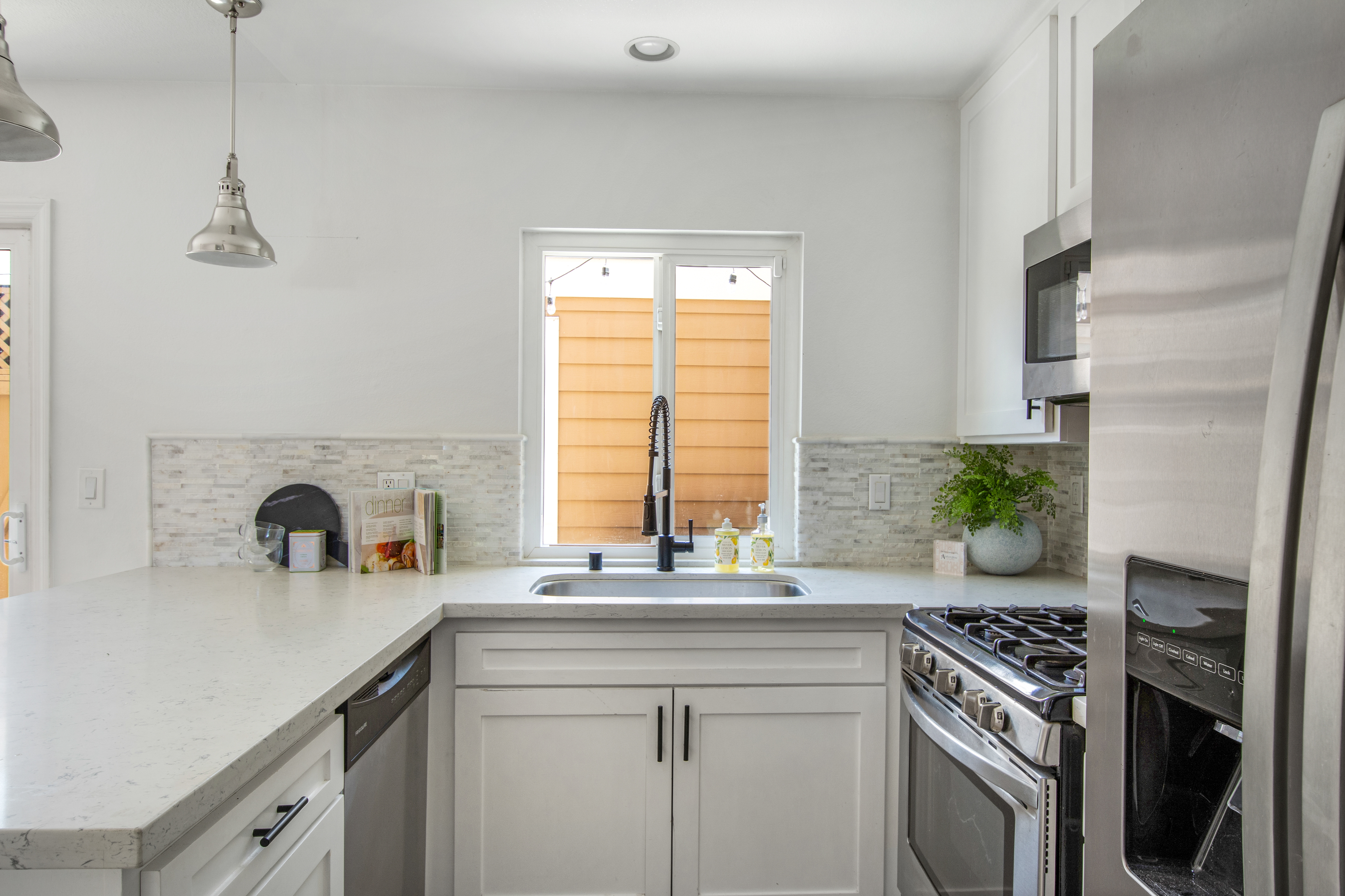  19 Seabird Court, Newport Beach, CA 92663 - 物件實景