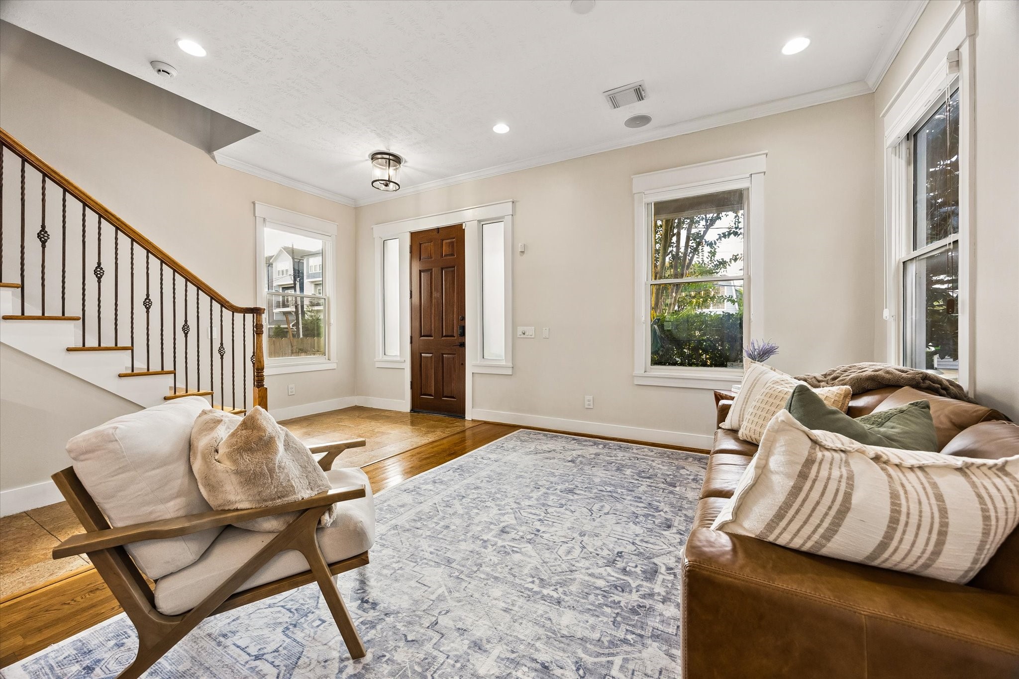  1235 W 21st Street - 物件實景