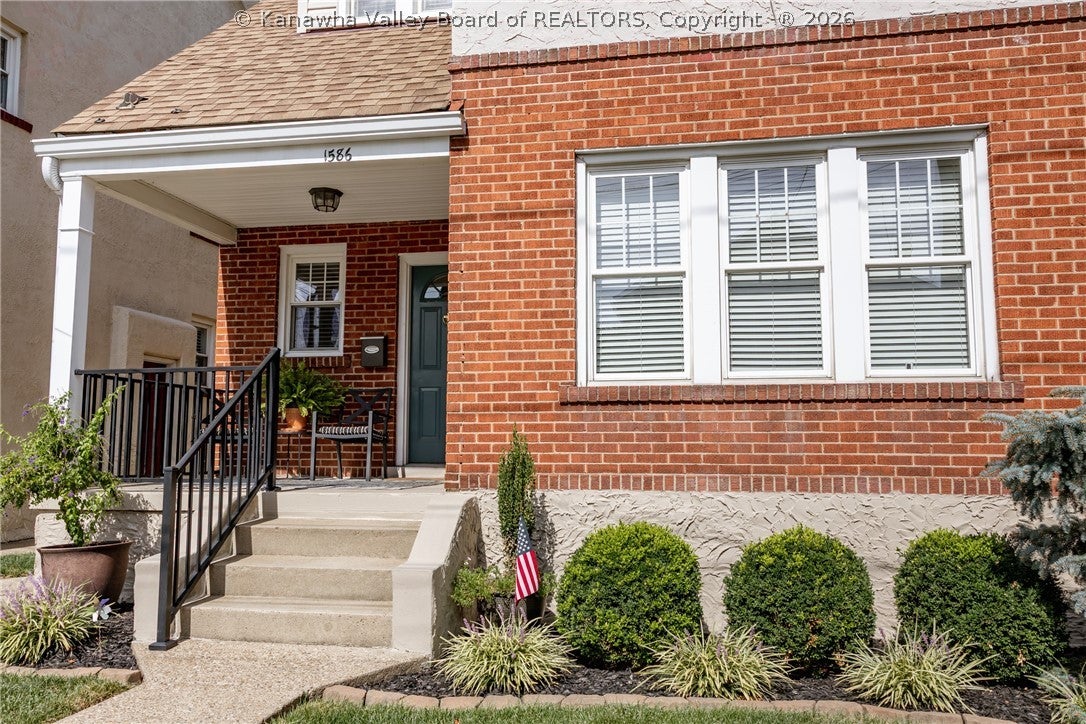 Dixie St, Charleston, WV 25311 #1