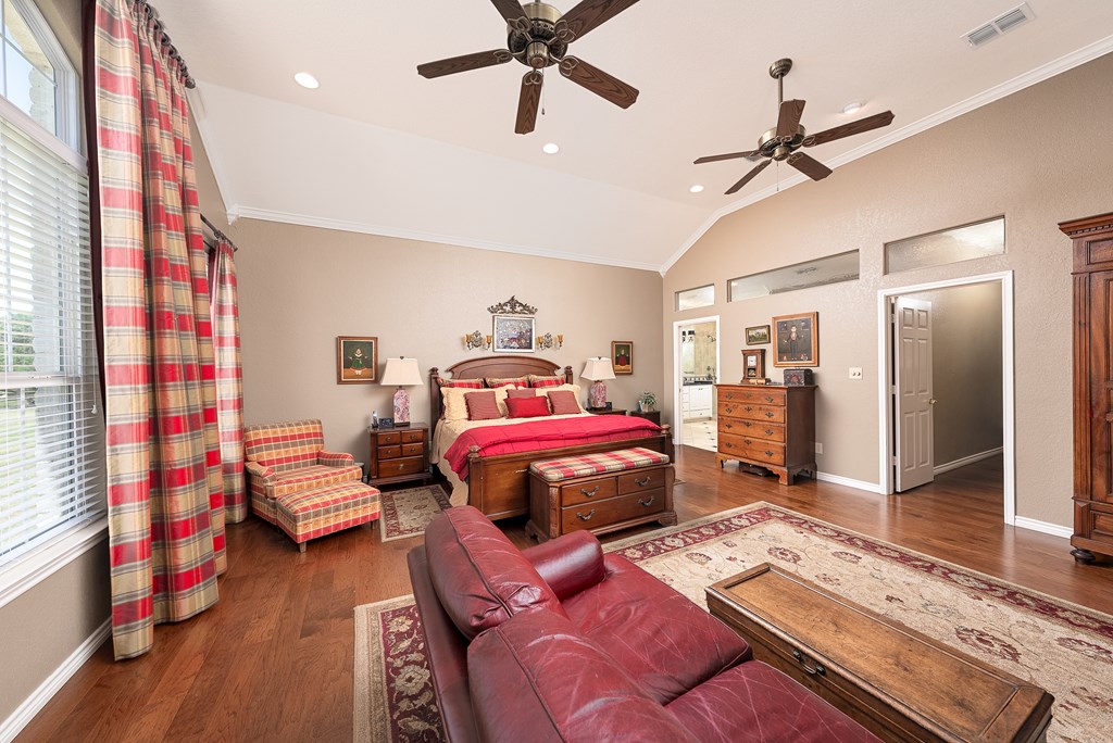 Kerrville, Texas, 78028, United States, 4 Bedrooms Bedrooms, ,4 BathroomsBathrooms,Residential,For Sale,1710846