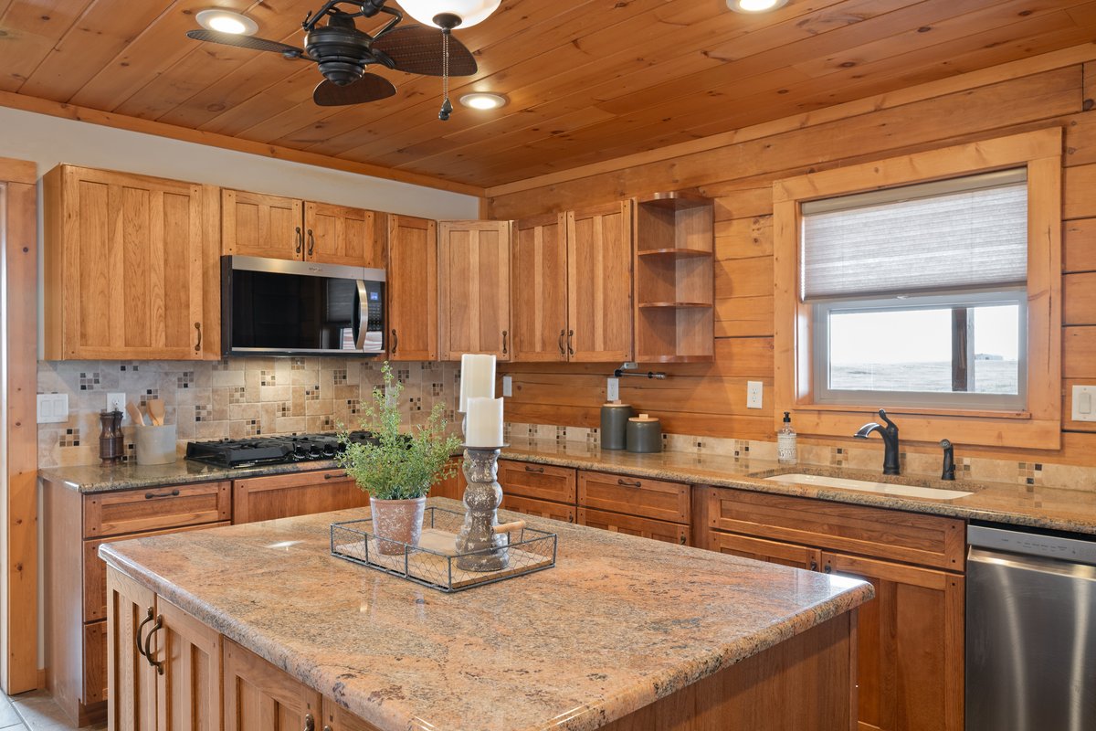 Carpenter, Wyoming, 82054, United States, 4 Bedrooms Bedrooms, ,3 BathroomsBathrooms,Residential,For Sale,1985736