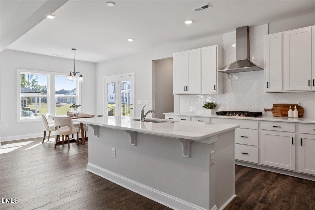 Fuquay Varina, North Carolina, 27526, United States, 5 Bedrooms Bedrooms, ,3 BathroomsBathrooms,Residential,For Sale,1973834