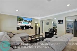 Hollywood, Florida, 33021, United States, 3 Bedrooms Bedrooms, ,2 BathroomsBathrooms,Residential,For Sale,1973815