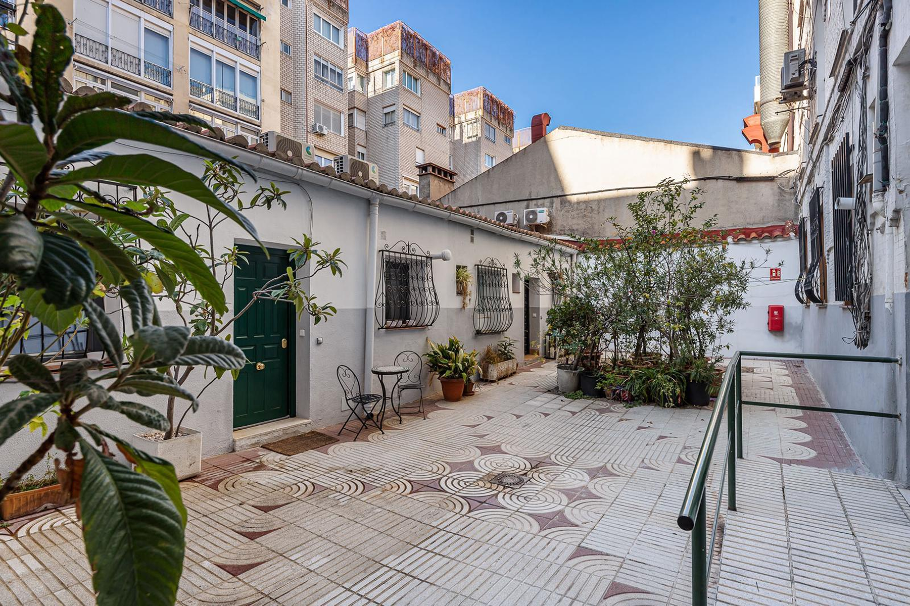  A gem in Recoletos: a haven with the soul of a standalone home - 物件實景