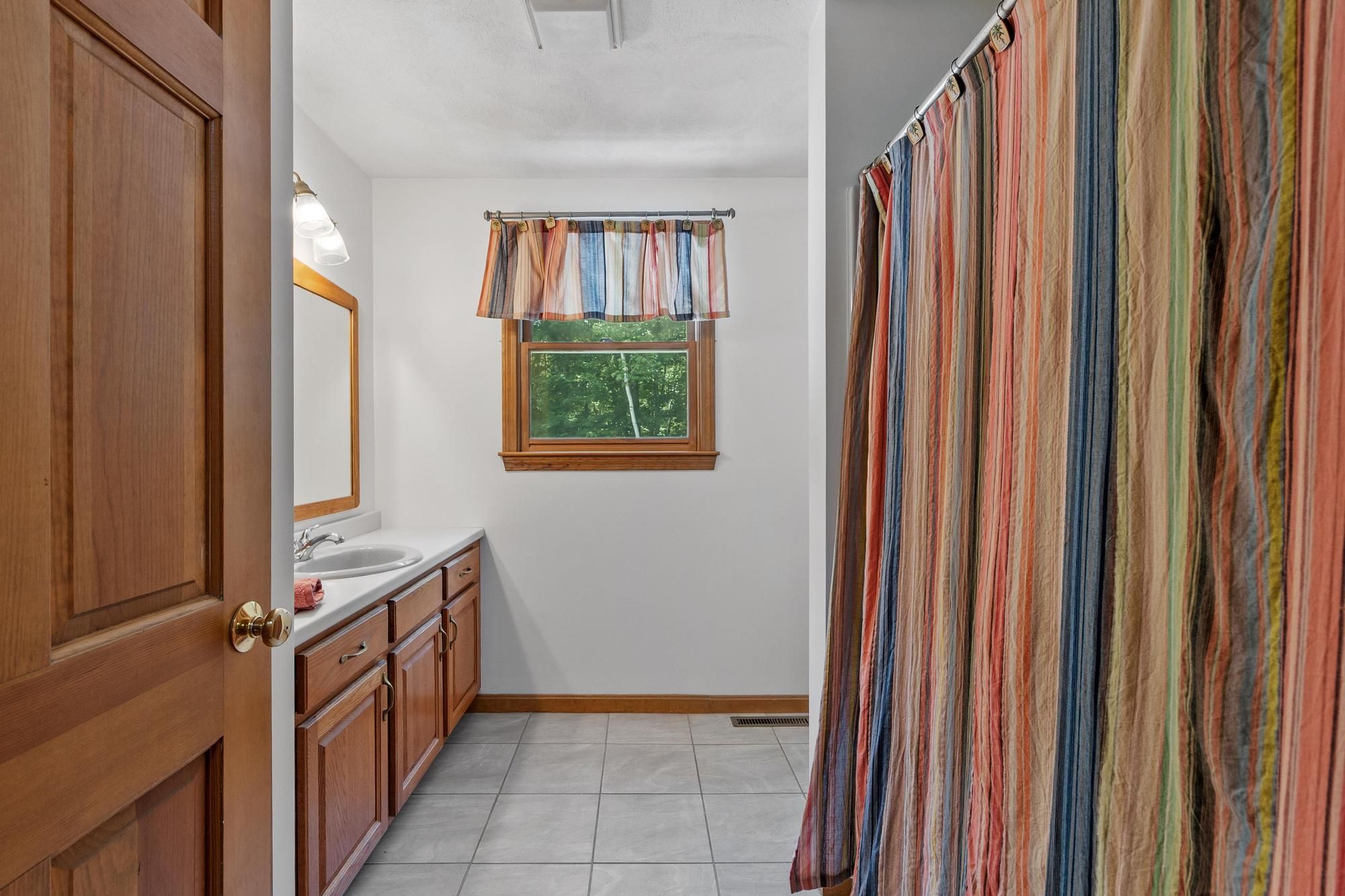  47 Sequoia Drive, Tyngsborough, MA, 01879 - 物件實景