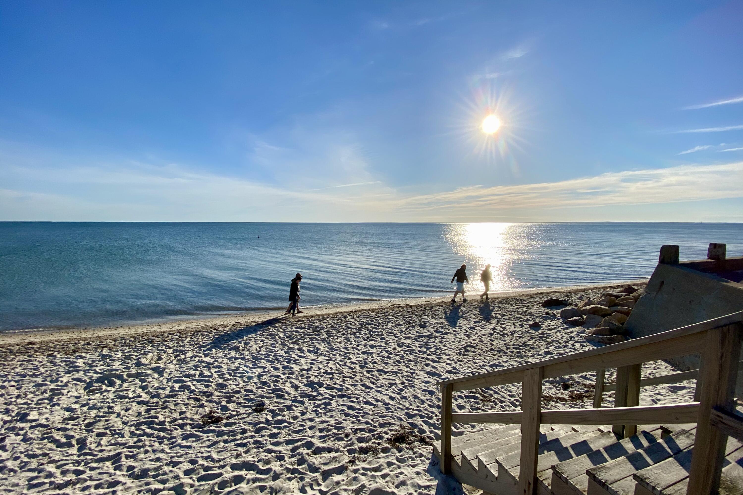  102 Nashawena Street - 物件實景