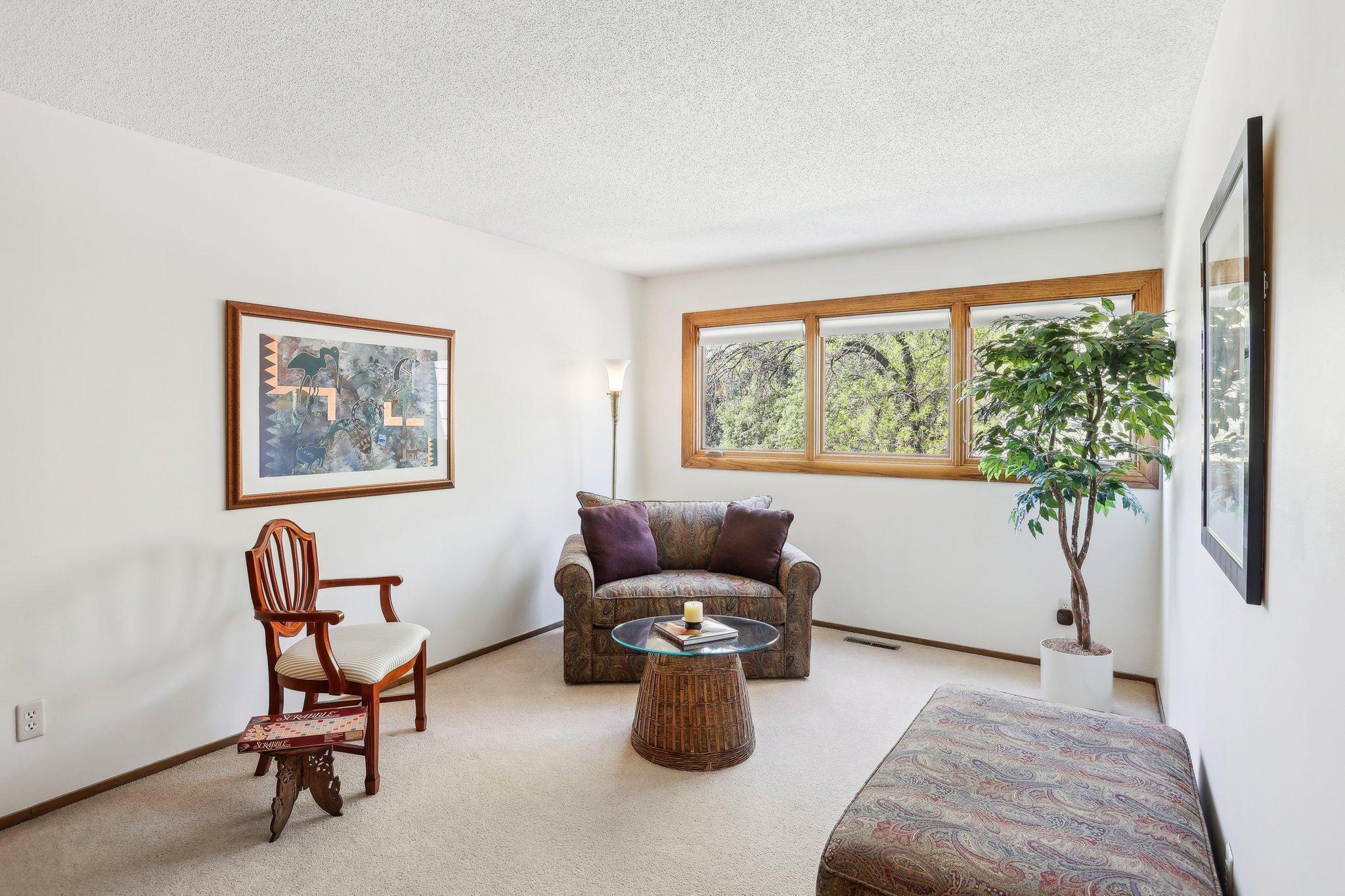 Edina, Minnesota, 55439, United States, 2 Bedrooms Bedrooms, ,3 BathroomsBathrooms,Residential,For Sale,1820089
