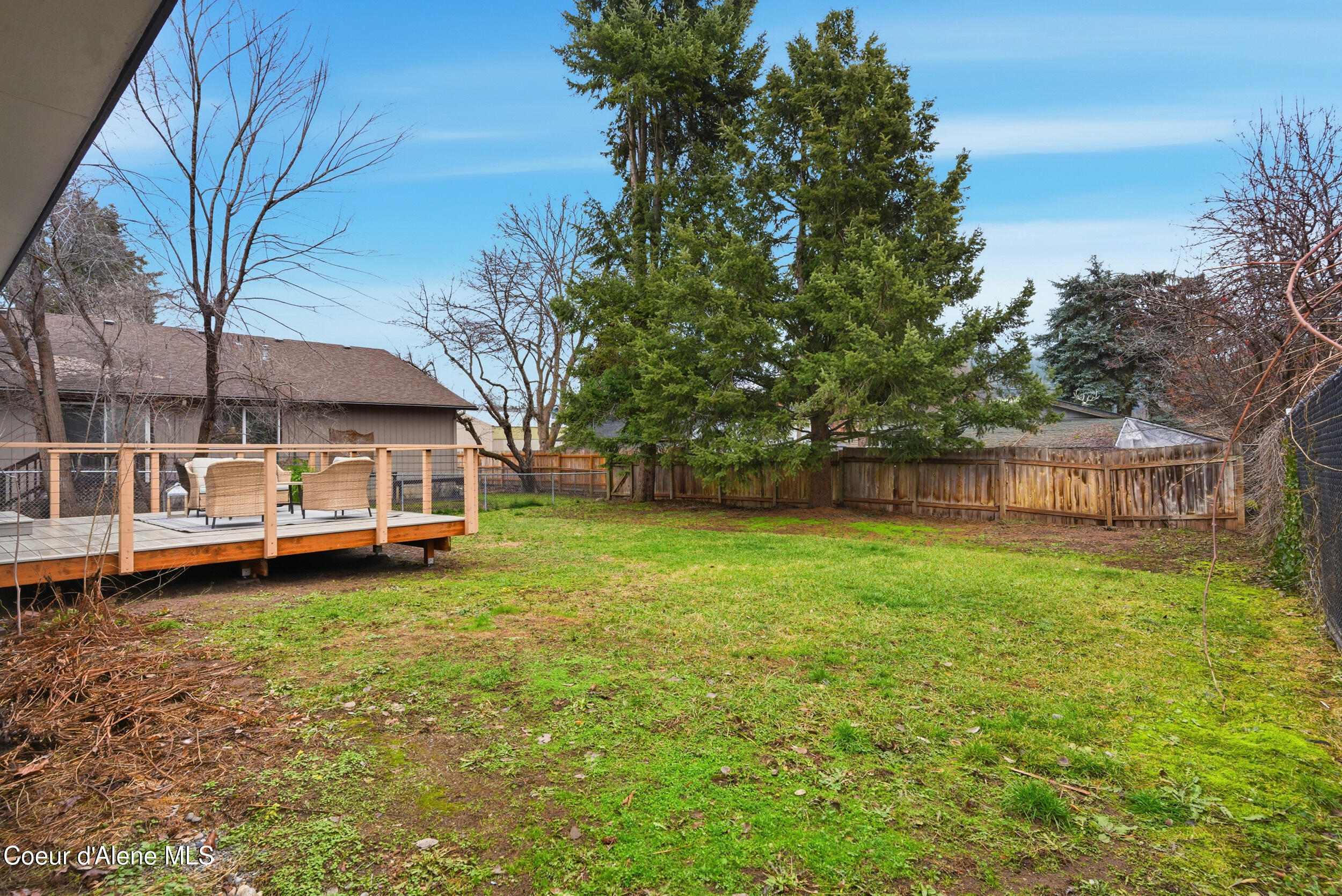 Coeur d'Alene, Idaho, 83814, United States, 2 Bedrooms Bedrooms, ,1 BathroomBathrooms,Residential,For Sale,2010997