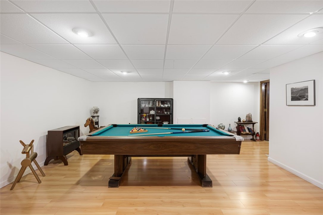 Cranston, Rhode Island, 02921, United States, 3 Bedrooms Bedrooms, ,2 BathroomsBathrooms,Residential,For Sale,1940913
