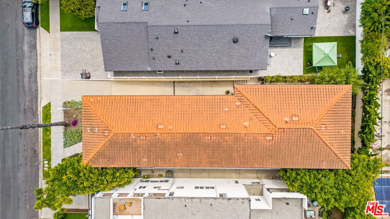 Los Angeles, California, 90025, United States, 6 Bedrooms Bedrooms, ,Residential,For Sale,1932013