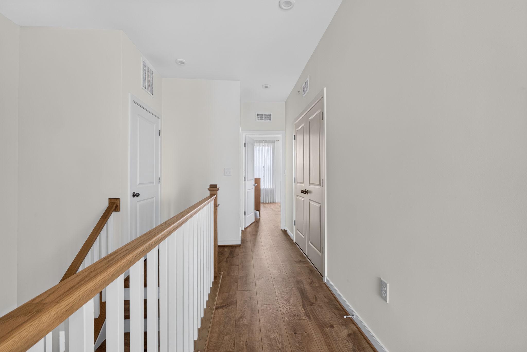  20980 Bluebird Square, Sterling, VA, 20165 - 物件實景