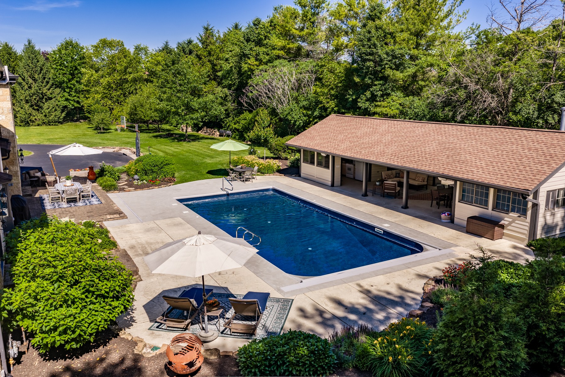  Rare Opportunity to Own a Stunning Home with Acreage in West Carmel - 物件實景