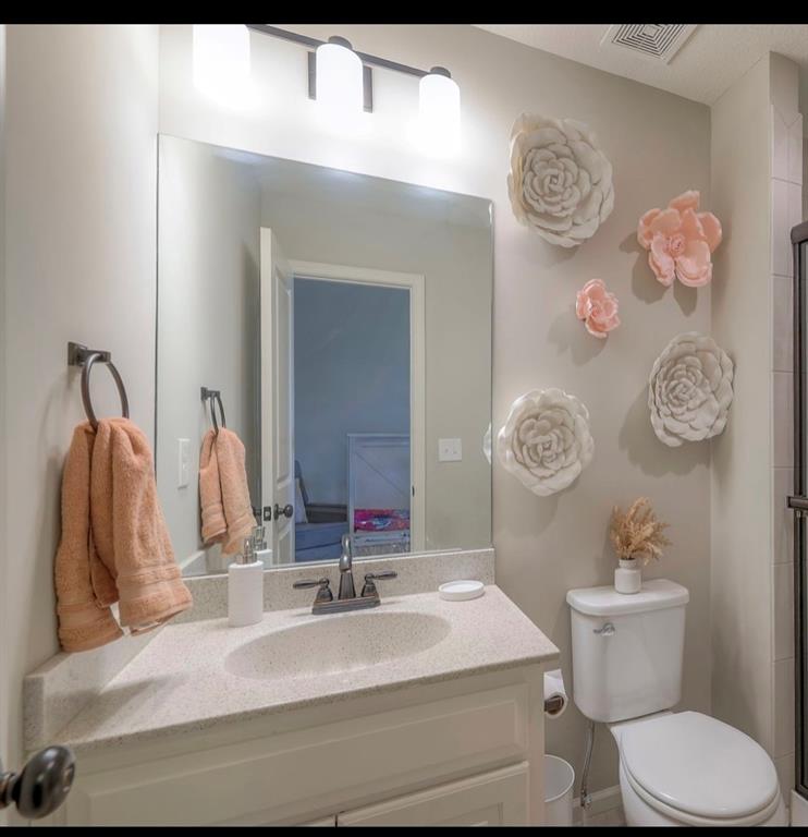 Olathe, Kansas, 66062, United States, 4 Bedrooms Bedrooms, ,4 BathroomsBathrooms,Residential,For Sale,1992047