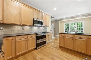 Powhatan, Virginia, 23139, United States, 4 Bedrooms Bedrooms, ,4 BathroomsBathrooms,Residential,For Sale,2048304