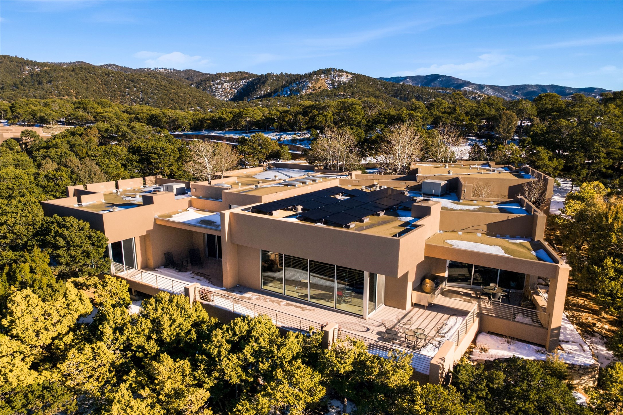  1135 S Summit Drive - 物件實景