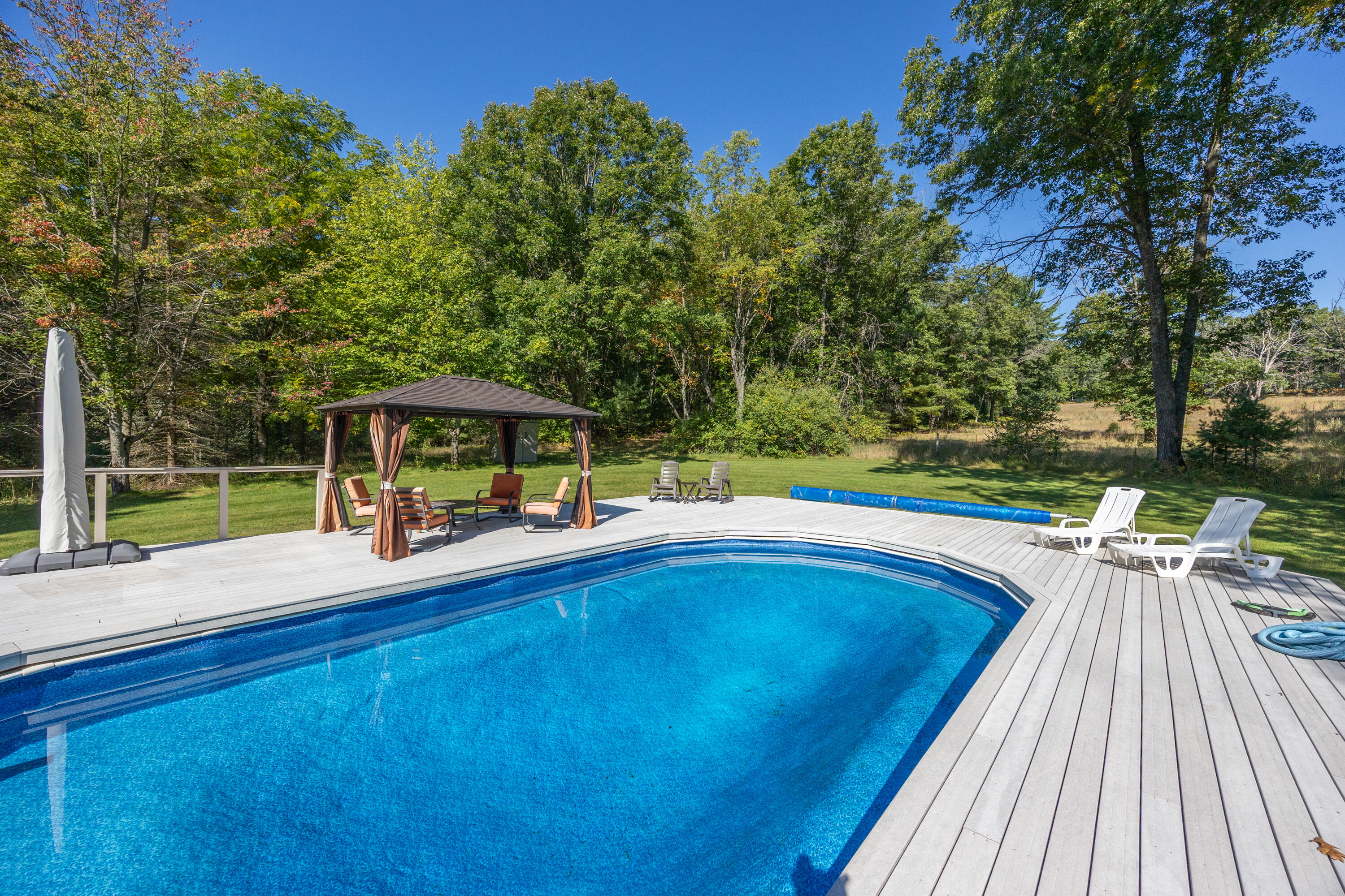 Big Rapids, Michigan, 49307, United States, 3 Bedrooms Bedrooms, ,2 BathroomsBathrooms,Residential,For Sale,1951282