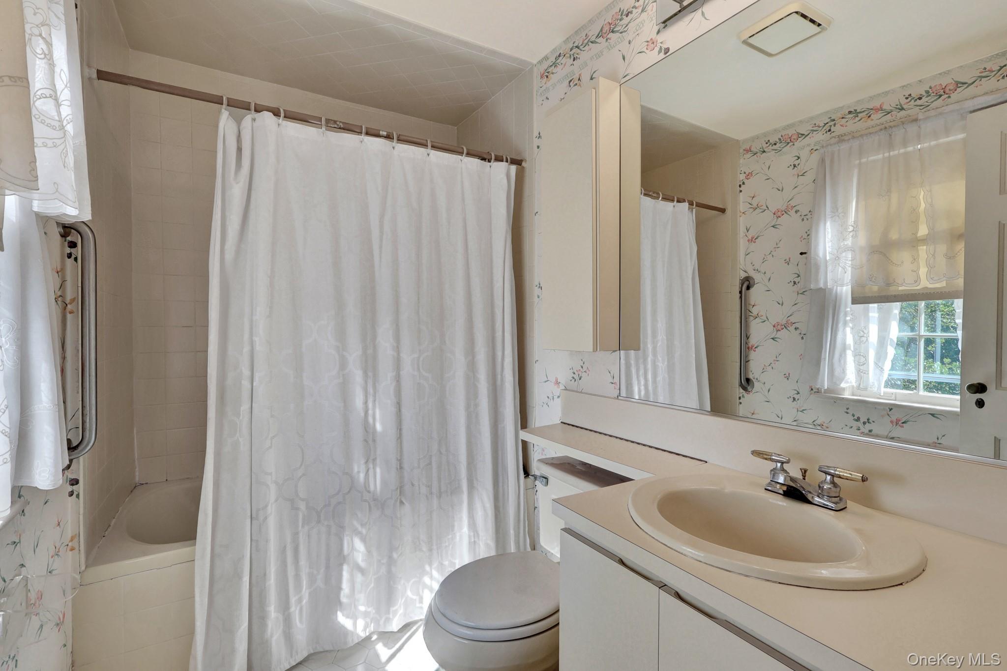  80 Concourse E, Brightwaters, NY, 11718 - 物件實景