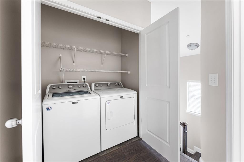 Smyrna, Georgia, 30080, United States, 3 Bedrooms Bedrooms, ,4 BathroomsBathrooms,Residential,For Sale,1998879