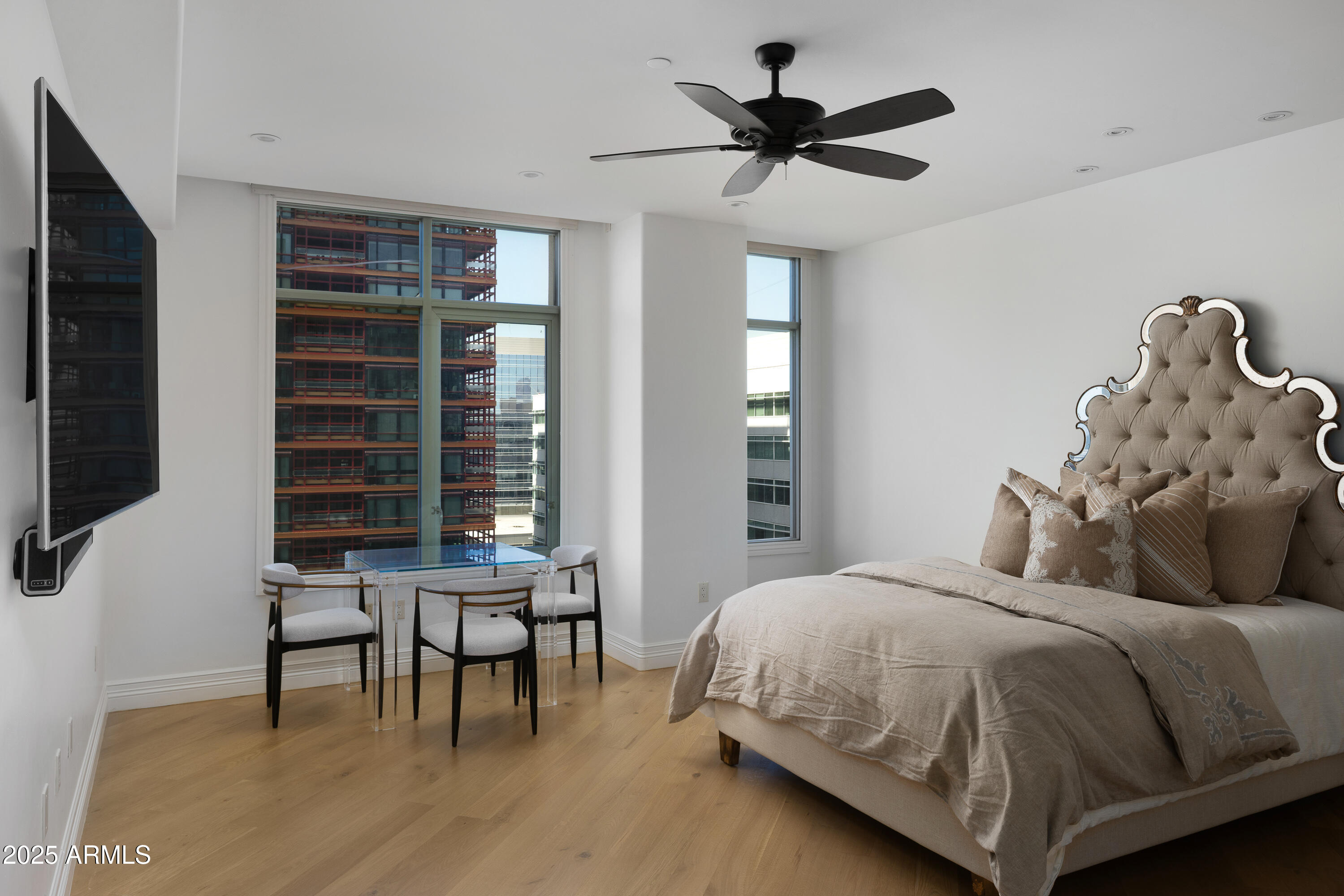 Phoenix, Arizona, 85016, United States, 2 Bedrooms Bedrooms, ,3 BathroomsBathrooms,Residential,For Sale,2001988