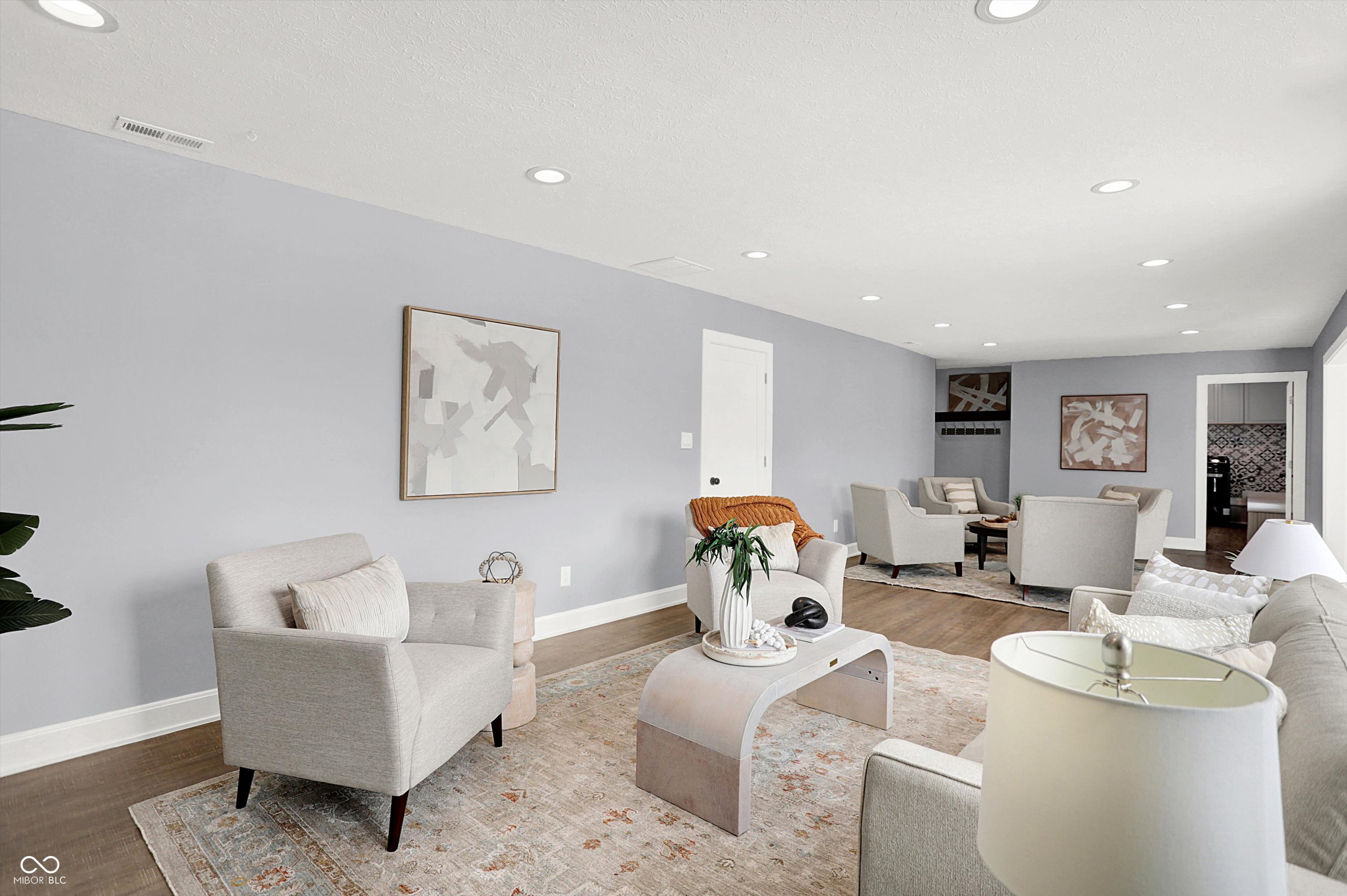 Zionsville, Indiana, 46077, United States, 3 Bedrooms Bedrooms, ,2 BathroomsBathrooms,Residential,For Sale,2001514