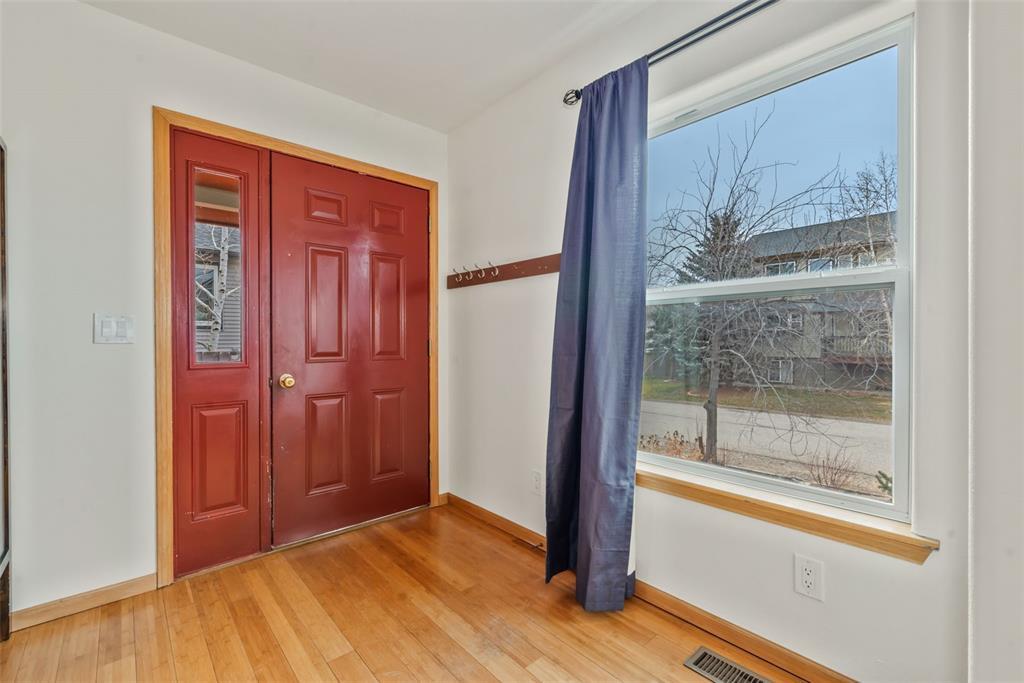 Steamboat Springs, Colorado, 80487, United States, 3 Bedrooms Bedrooms, ,2 BathroomsBathrooms,Residential,For Sale,2003476