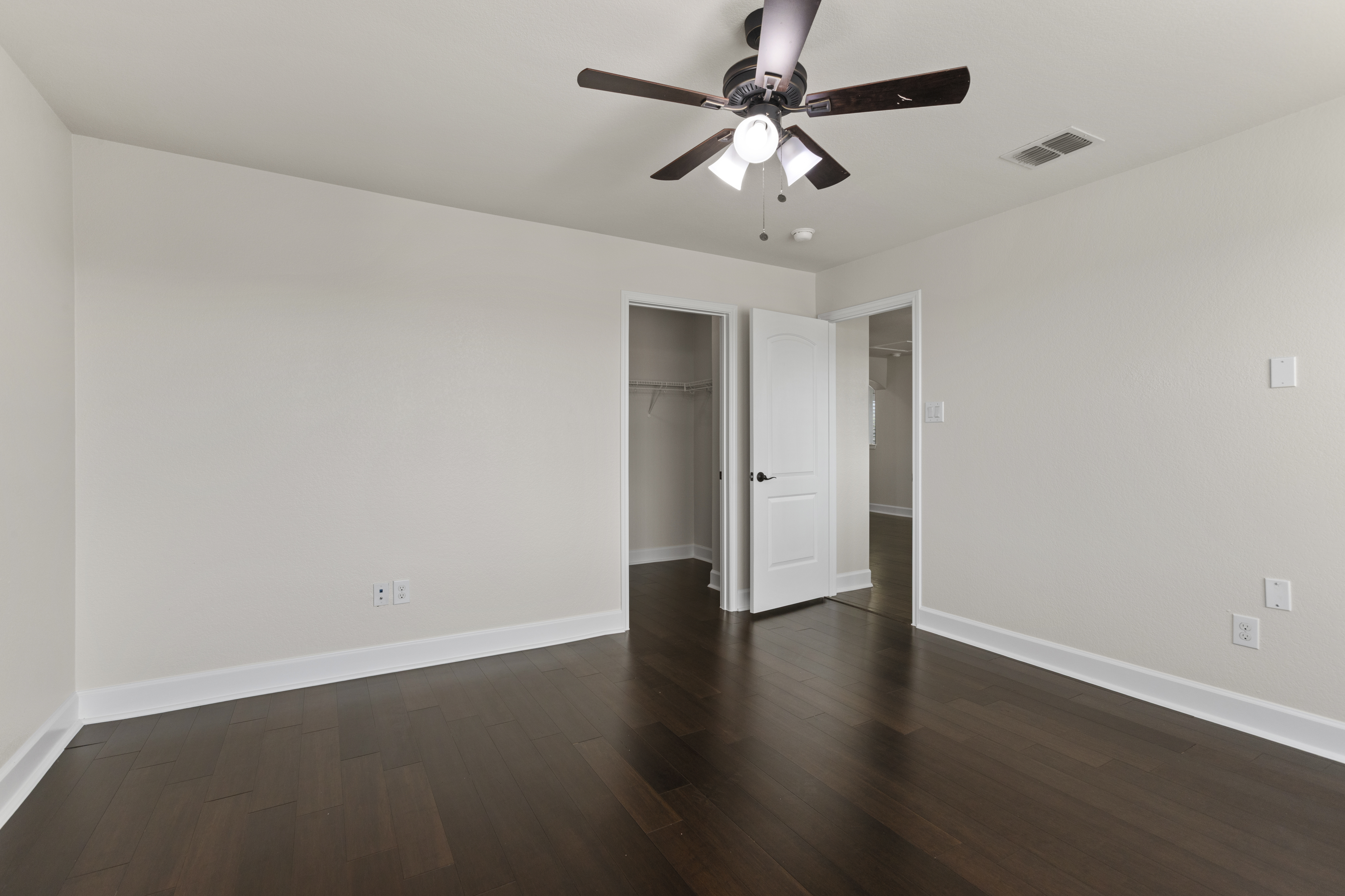  Expansive Luxury in the Heart of Presidio - 物件實景