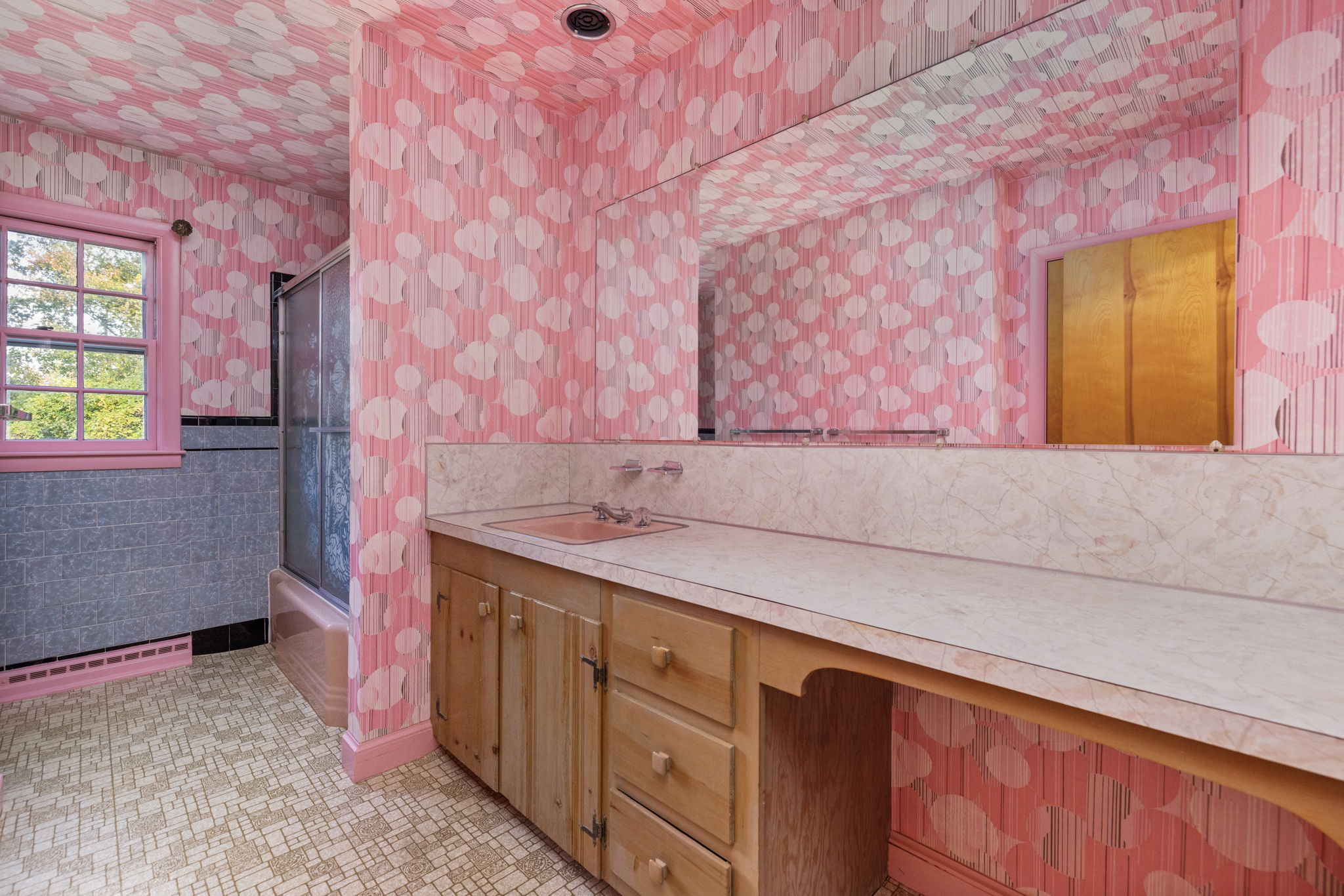  Room to Gather, Space to Grow—Make It Your Own in North Dartmouth - 物件實景