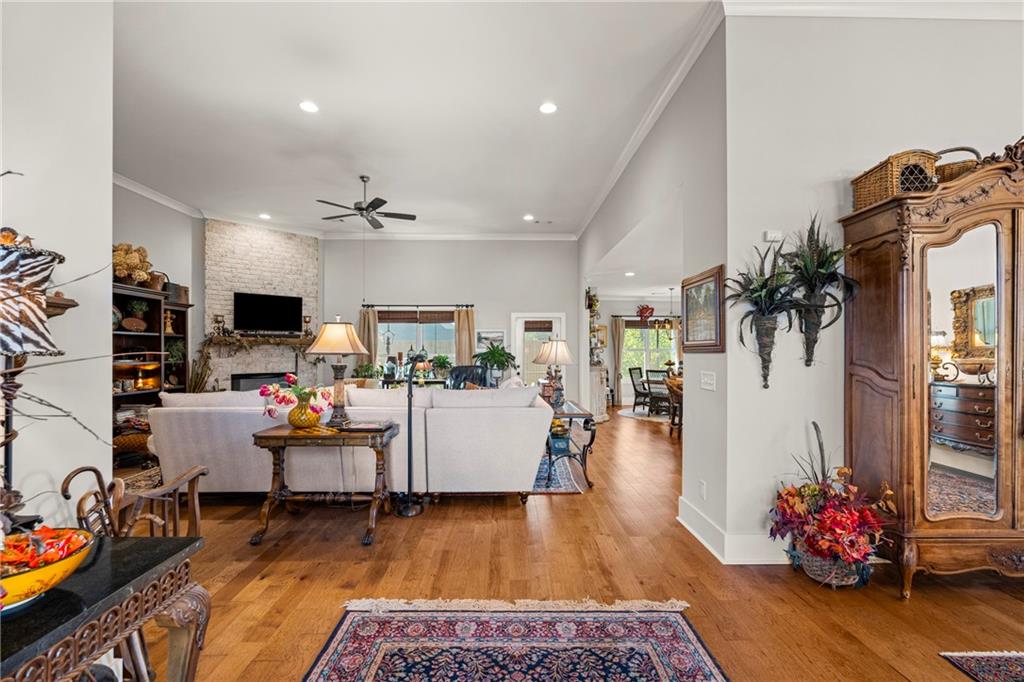 Opelika, Alabama, 36801, United States, 4 Bedrooms Bedrooms, ,3 BathroomsBathrooms,Residential,For Sale,1988024