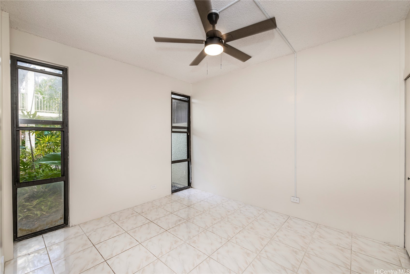 Kailua, Hawaii, 96734, United States, 3 Bedrooms Bedrooms, ,2 BathroomsBathrooms,Residential,For Sale,1906840