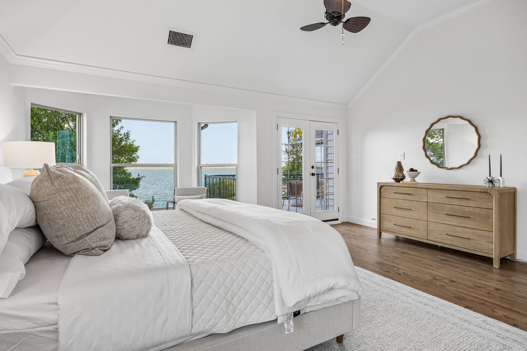  Rare One Owner Lakefront Oasis on Lake Ray Hubbard  Waterfront with Pool - 物件實景