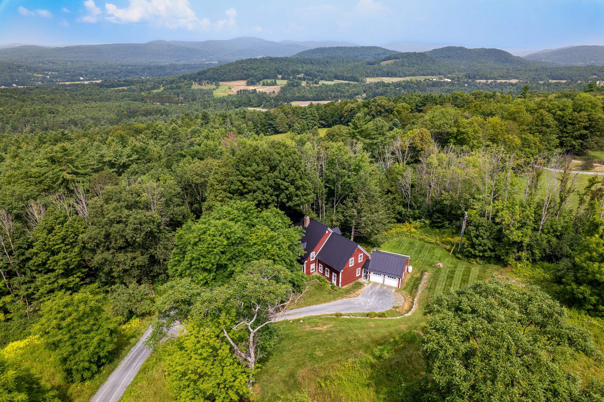 Lyme, New Hampshire, 03768, United States, 4 Bedrooms Bedrooms, ,2 BathroomsBathrooms,Residential,For Sale,1925252