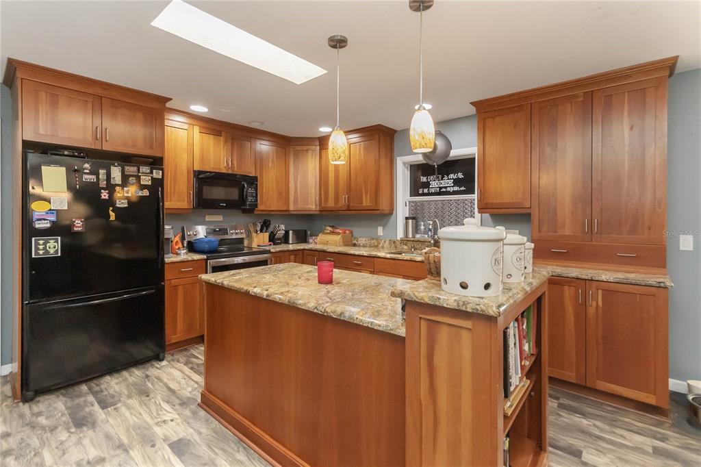 Winter Springs, Florida, 32708, United States, 4 Bedrooms Bedrooms, ,2 BathroomsBathrooms,Residential,For Sale,1968869