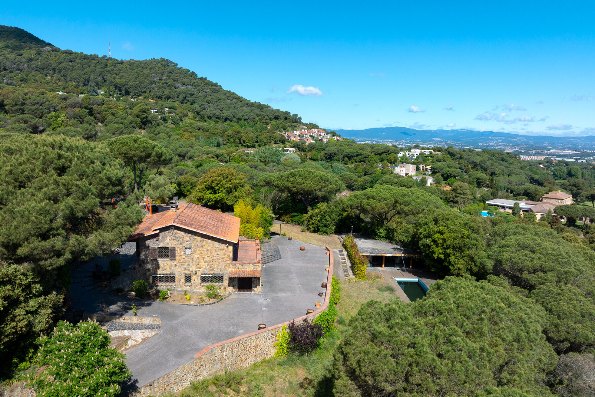  Exceptional property to renovate in Vallromanes Golf - BCN - 物件實景