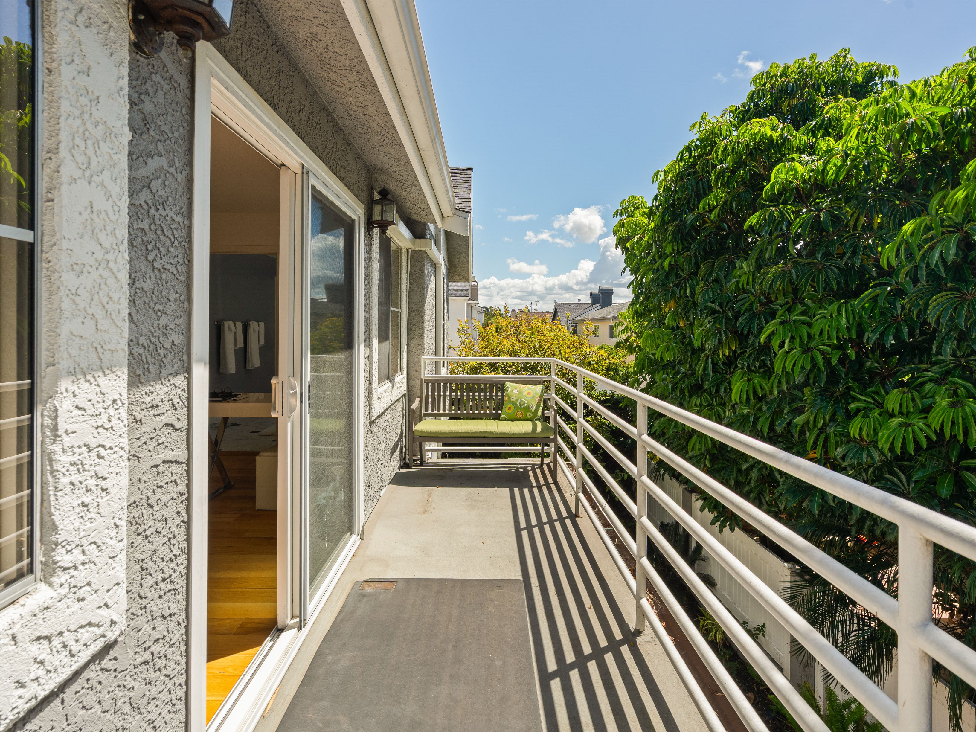  2406 Huntington Lane, Redondo Beach, CA 90278 - 物件實景