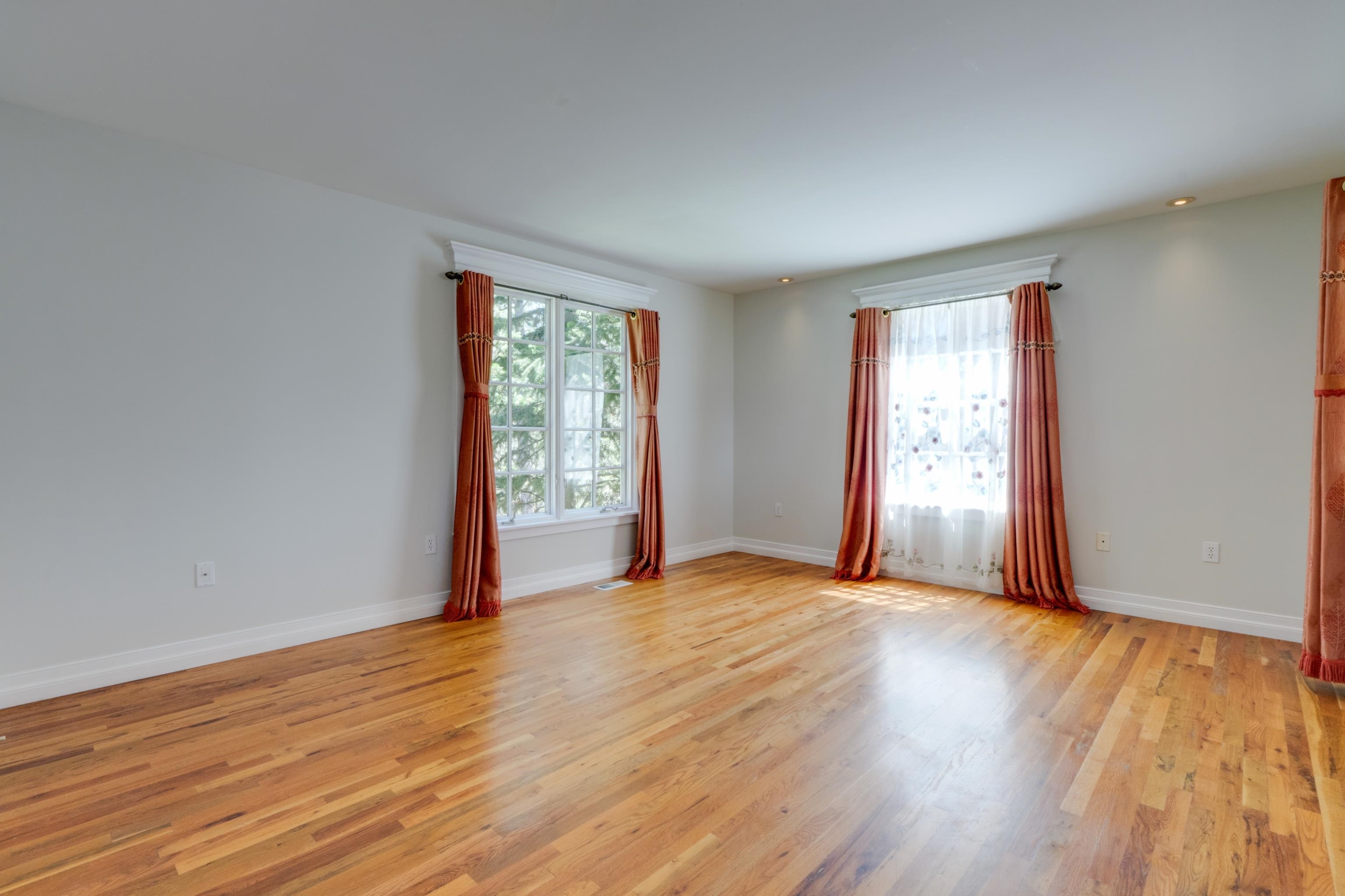 Liberty Lake, Washington, 99019, United States, 4 Bedrooms Bedrooms, ,4 BathroomsBathrooms,Residential,For Sale,1838357