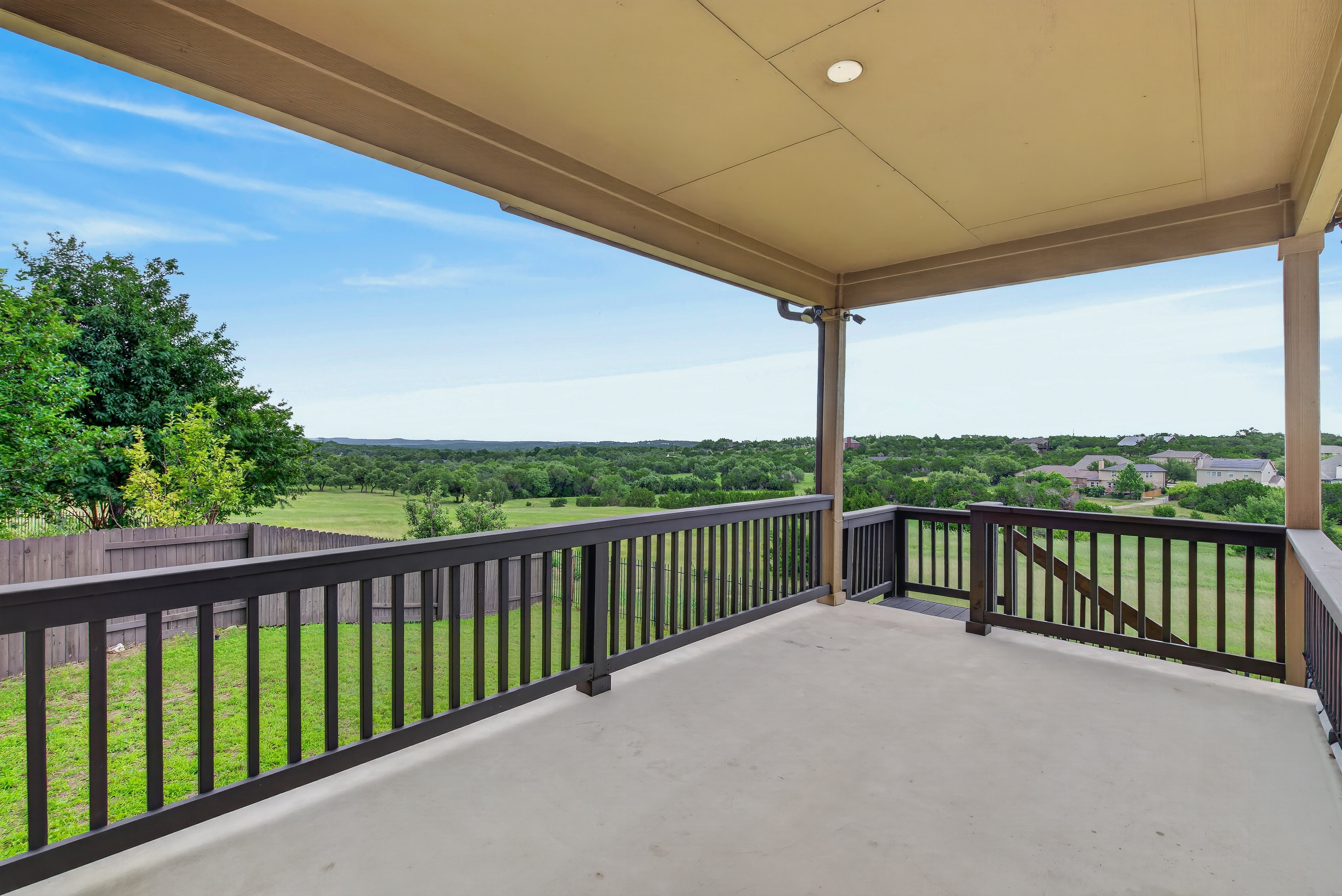  700 Ledge Stone Drive, Austin, TX 78737 - 物件實景